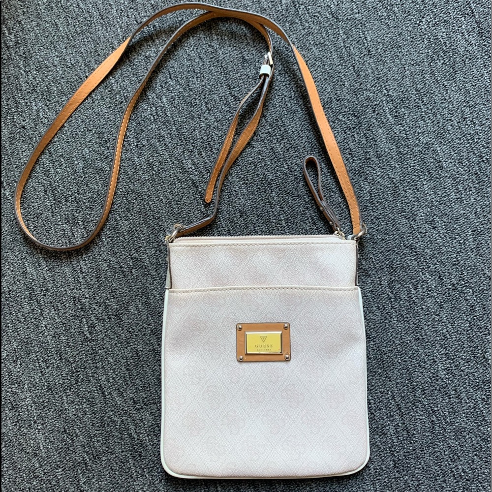 GUESS🌟 small crossbody bag
